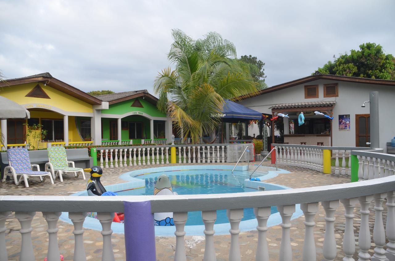 Rainbow Village La Ceiba Luaran gambar
